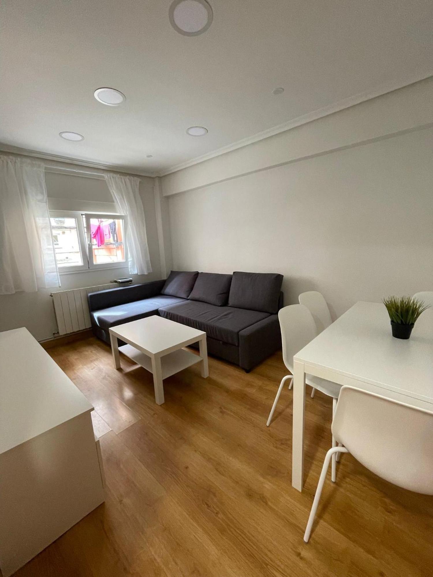 Apartamento En El Centro - Cercano A La Playa Apartment Santander Luaran gambar